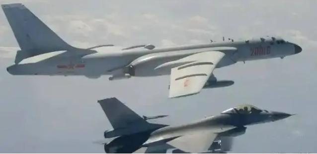 10 月 27 日，解放军战机和台军战机于台湾西南空域上演无线电对峙！台军尝试对