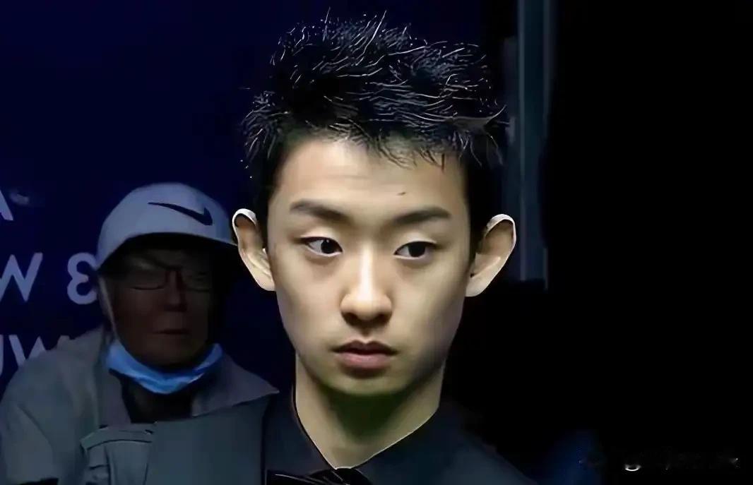 吴宜泽对阵塞尔比，尽管率先拿到三个赛点，但后面这几局打得并不好。主要原因是心态不