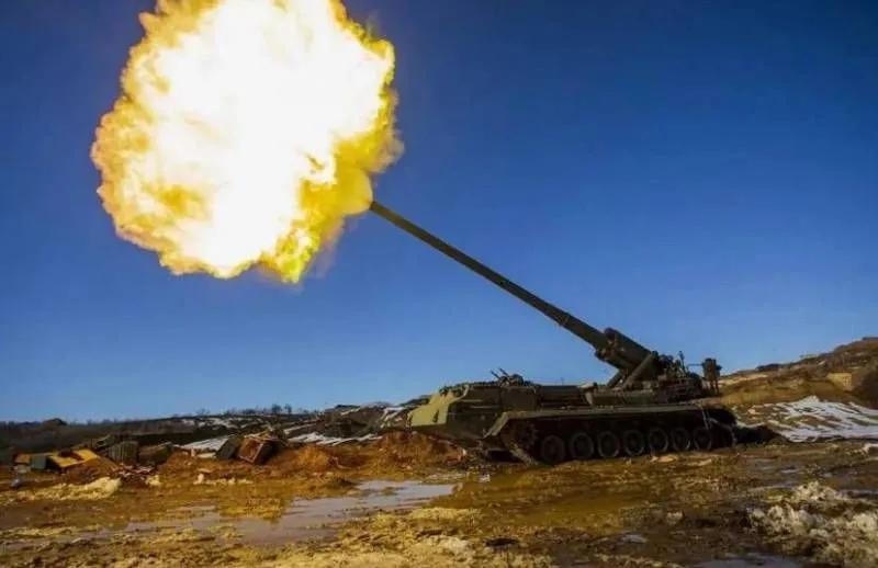 俄罗斯消息人士继续抱怨，面对乌克兰正在进行的反攻活动，俄罗斯军队缺乏足够的反炮兵