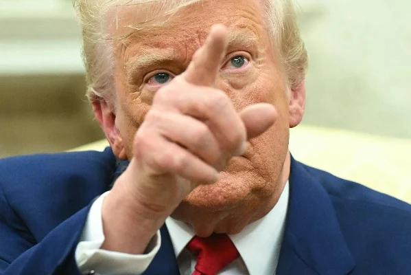 美日中俄四大国，世界人民正评说。美国轰炸霸全球，弄得它越来越弱。日本想再占亚洲，