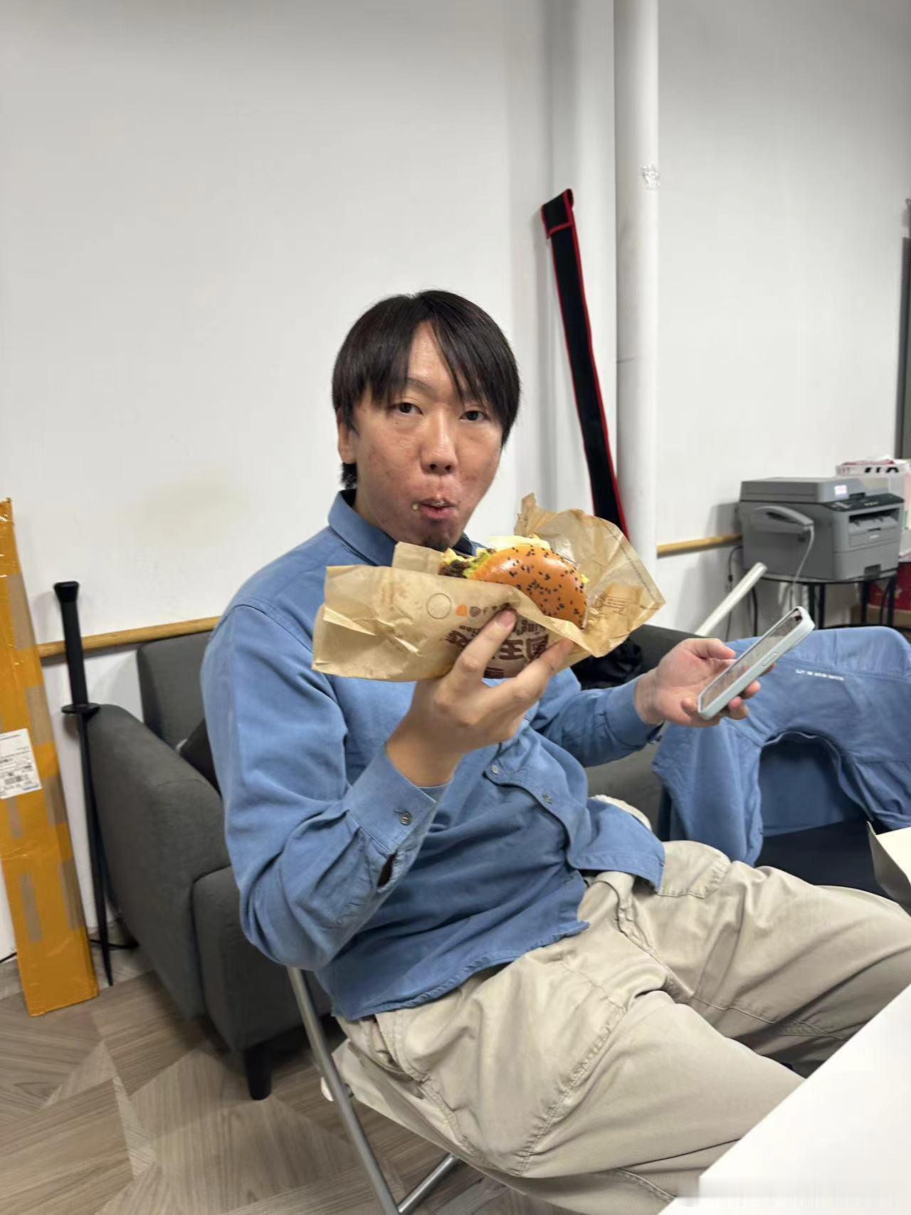 吃了吗朋友们[doge]话说，你们有没有那种，不知道点什么就点它反正不会出错的食