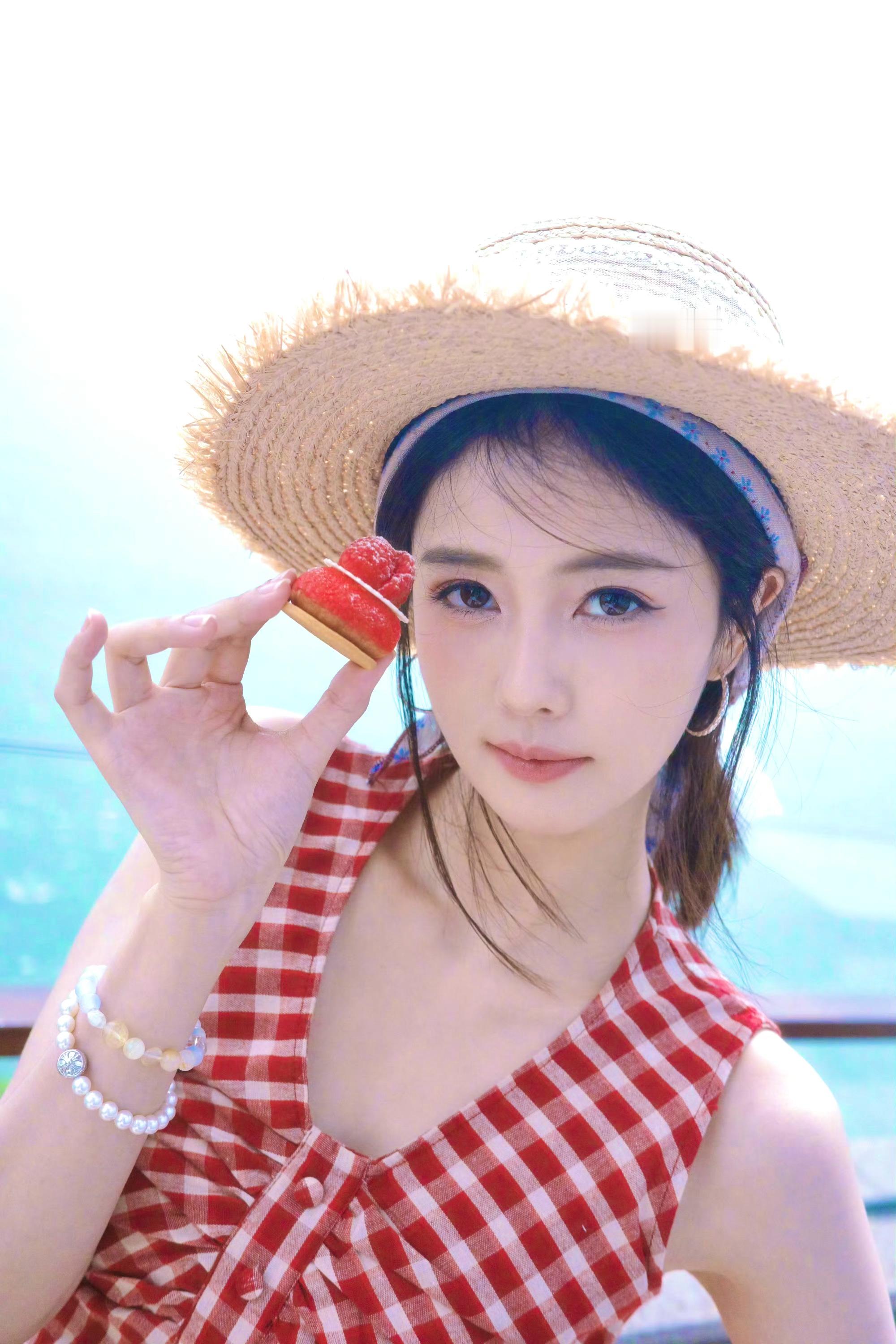 白鹿  白鹿叶璃 白鹿 完全妈妈 最爱这张