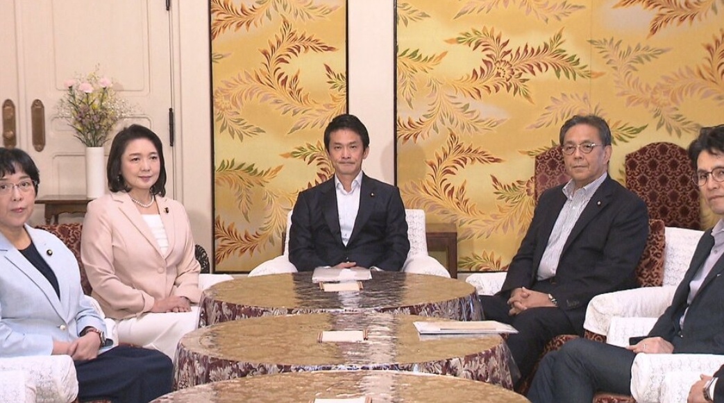 日本三野党党首会谈宣布放弃合并8月31日，日本中道改革联合、立宪民主党、公明党三