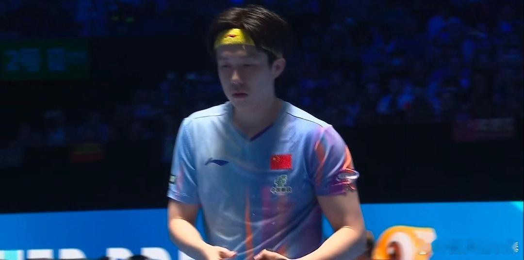 第35届国际乒联-亚乒联盟亚洲杯男单1/4决赛王楚钦对阵周启豪，两位既是国家队队
