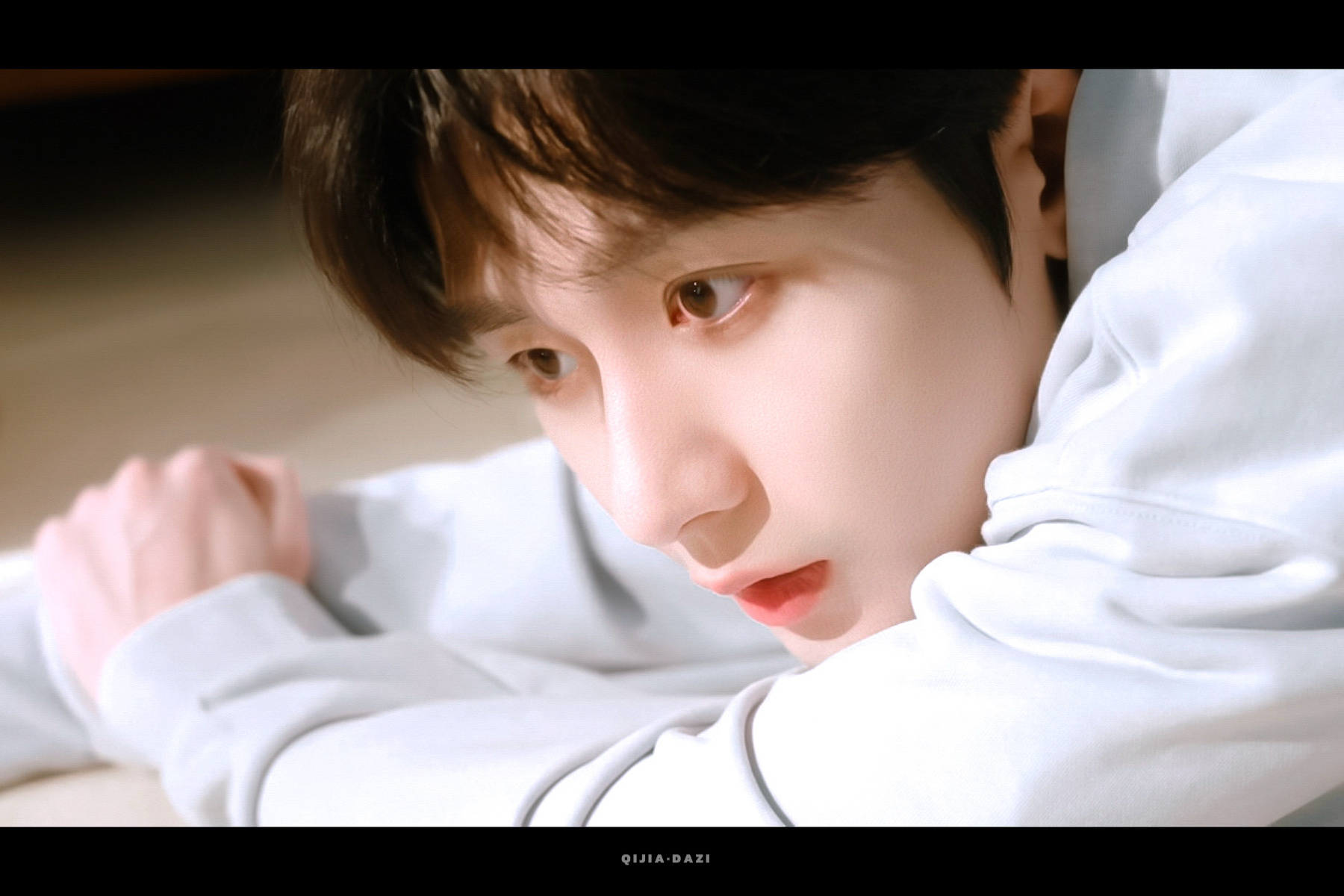 安静的空间装下我们彼此的想念成毅·GAP成毅