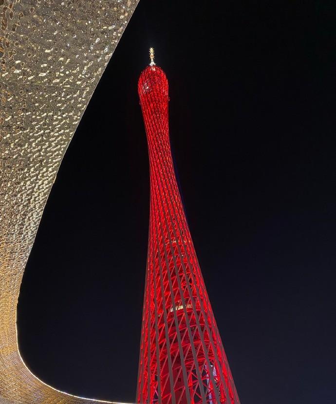 好不容易终于集齐了七种颜色，现在就想大声喊出那句咒语：快给我一个超级绚丽的彩色广