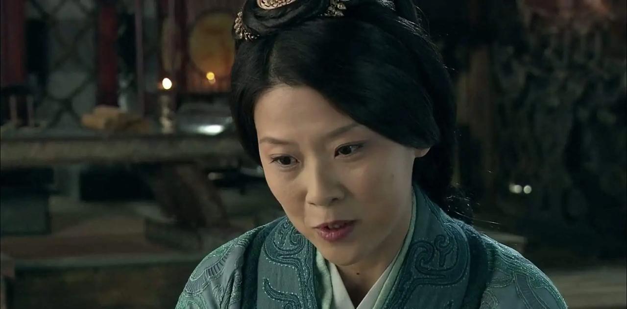 我一直觉得历史上最幸运的女人，薄姬肯定算一个。她长相普通、资质平凡，纯粹是靠算命