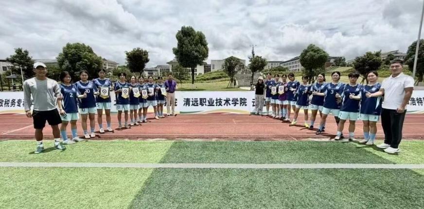 清职院女足首次征战全国校园足球总决赛跻身全国十一强！真的好棒，这个可以说实现学院