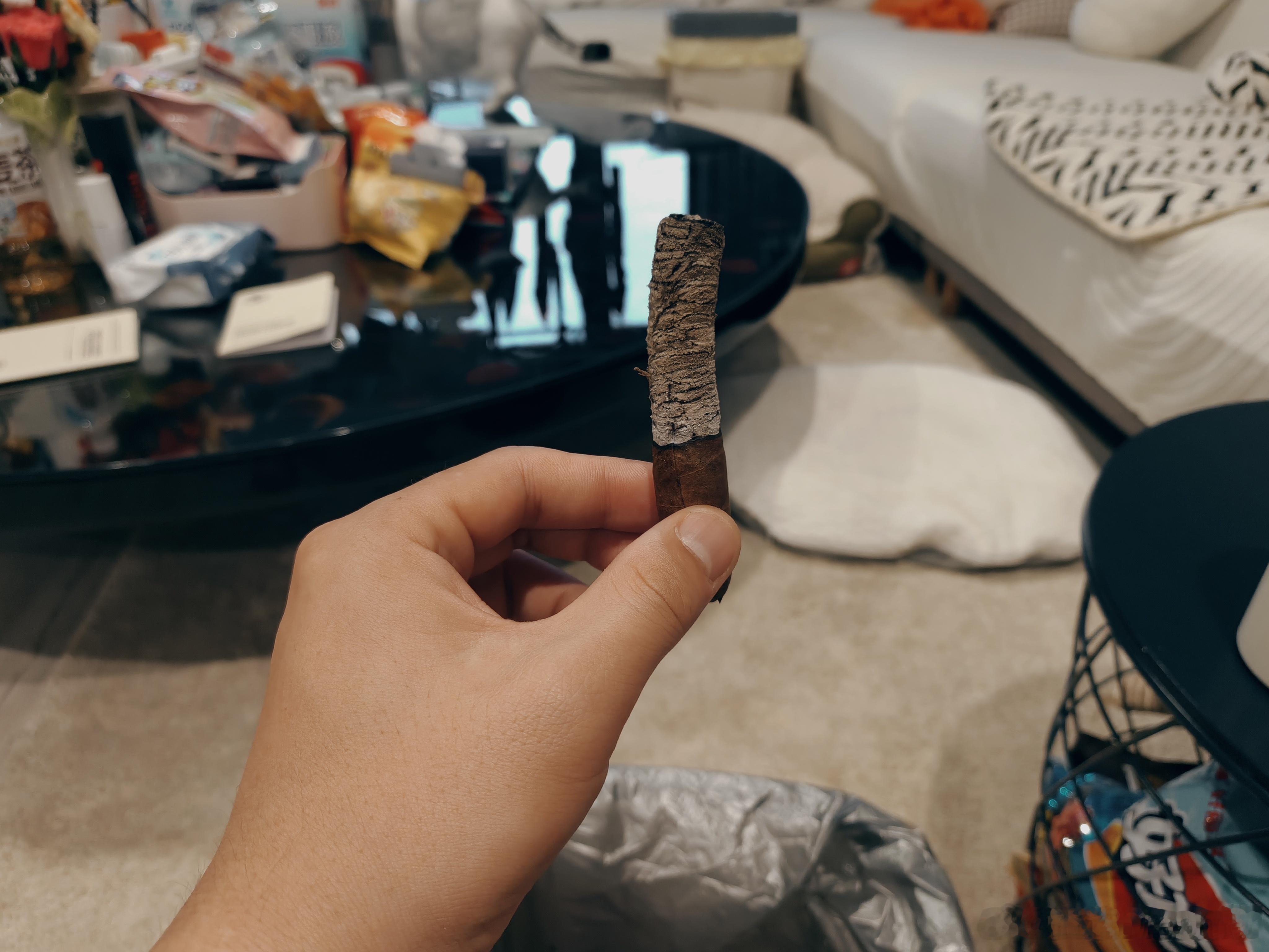 幸好拍了一张下一秒……