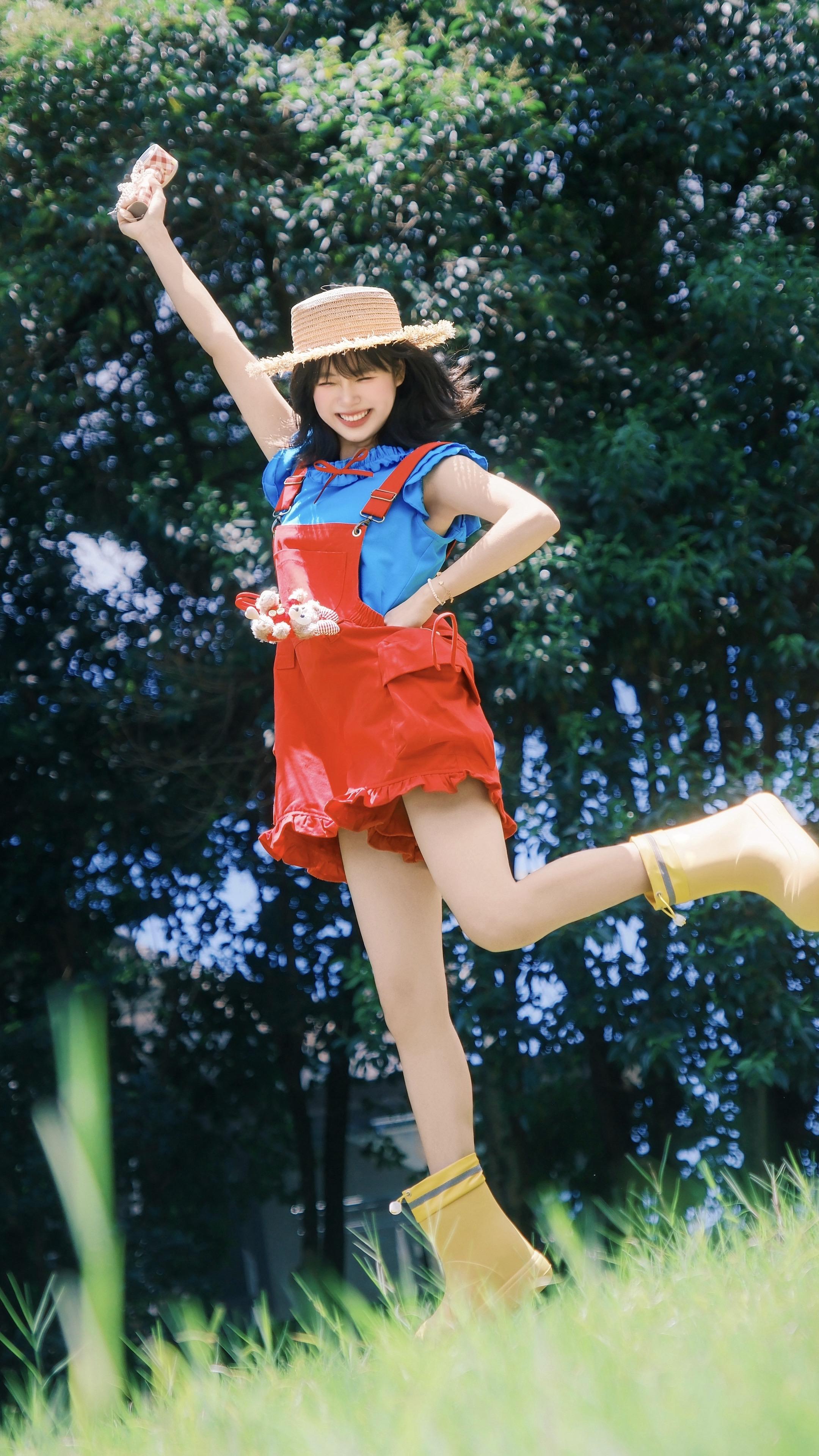 彩色的生命力是夏天的入场券❤️。🌟富士机内参数 滤镜：NC 白平衡...