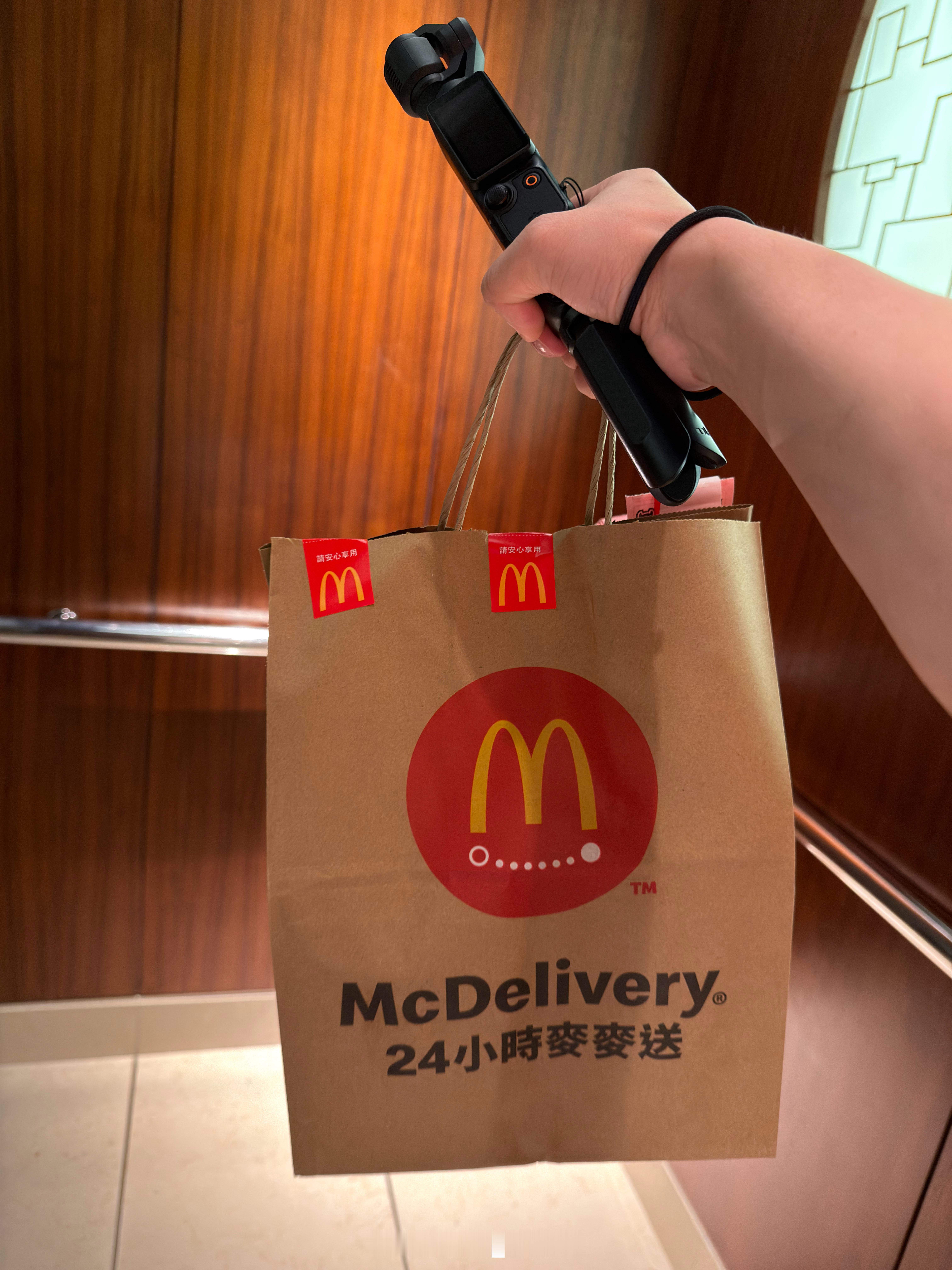 测评一下澳门的M记  ​​​