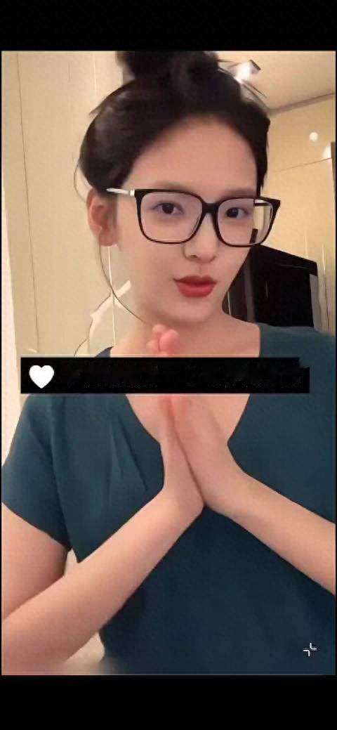 章若楠分享了自己快速瘦手臂的方法
