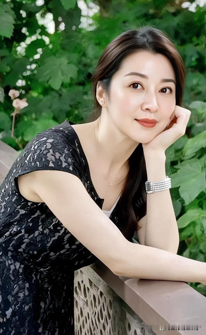 不做谁的附庸，只做你心里的唯一，顺便撩撩风

我脚踏自由，不做攀附他人的凌霄花，