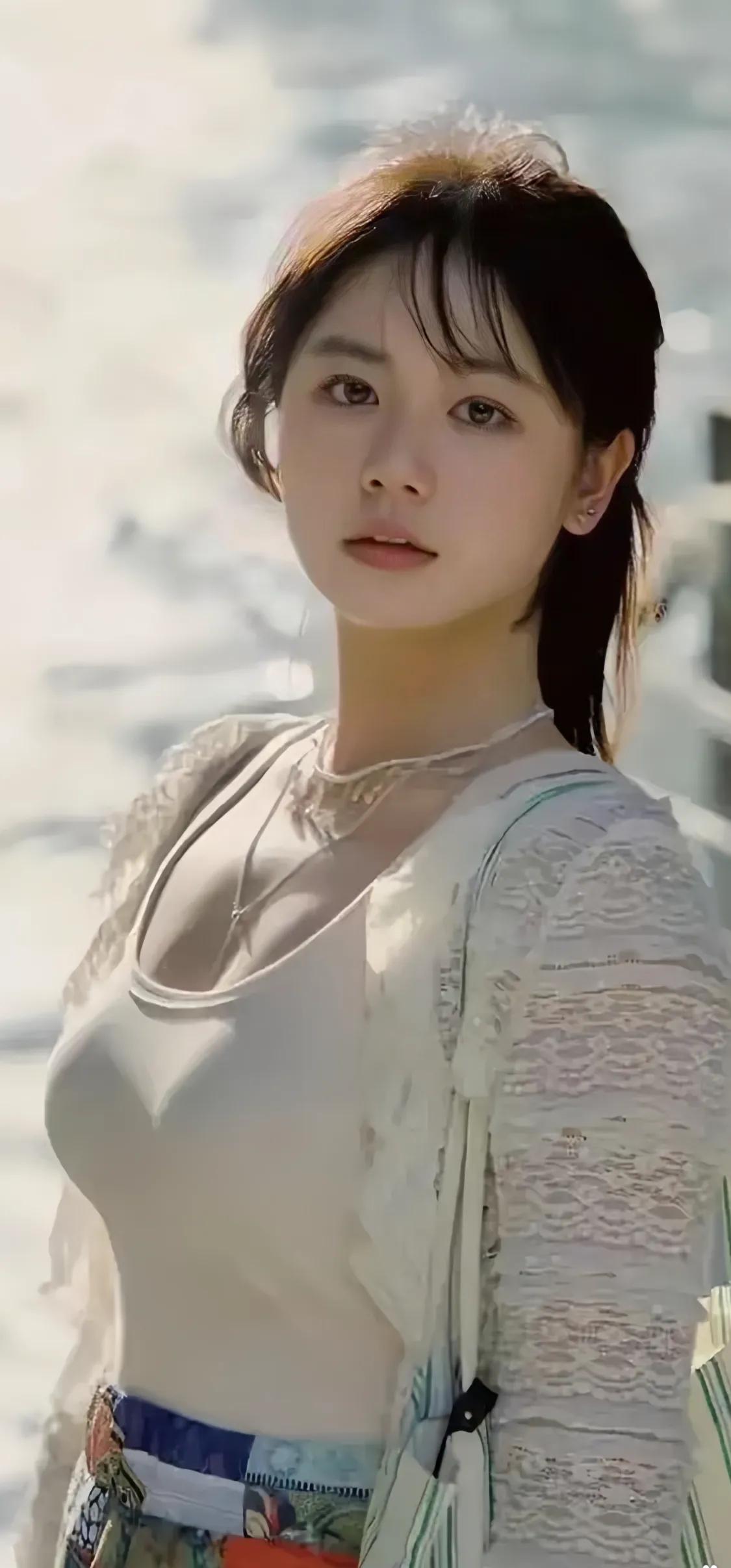 男人约女人，目的很纯粹，不要想歪了，人家是很正常的，就是为了牵个手，拥个抱嘛，对