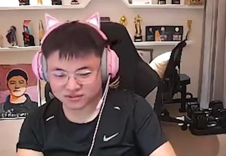 那个人不来是不是老头杯遗憾？[思考]Uzi：老头杯那个男人不在，那个人在绝对有意