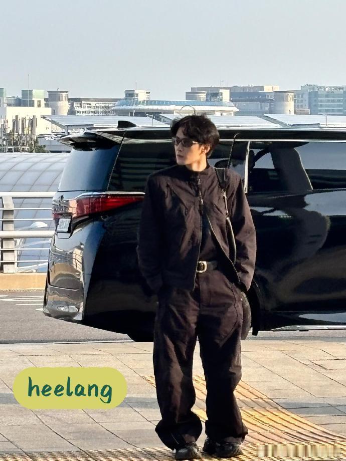 檀健次韩范檀健次allblack墨镜韩系感 檀健次韩范，檀健次allblack墨