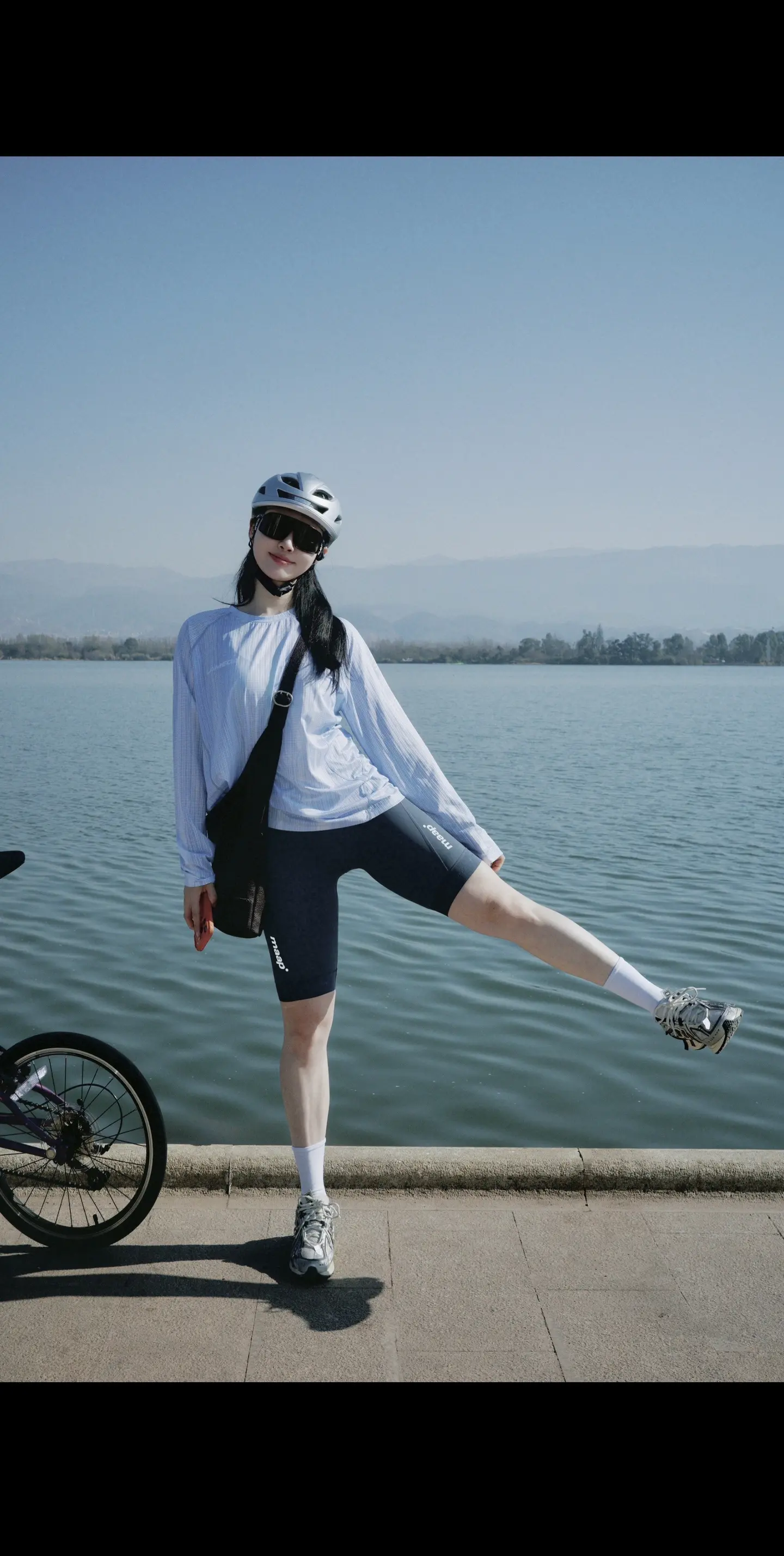 时间的洪流不可阻挡。我的答案是向前～