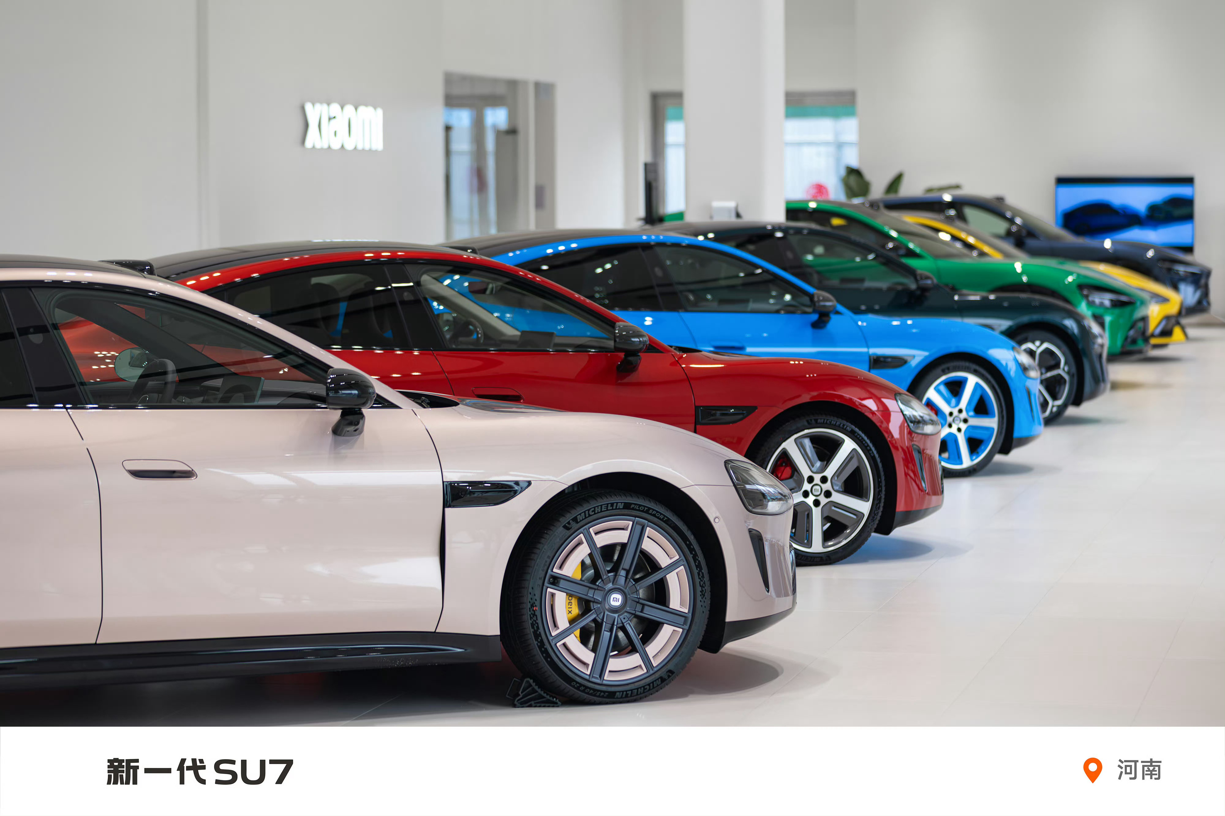 小米新SU7今天就要上市了，还记得老SU7上市前吗？全网铺天盖地的质疑，结果一发