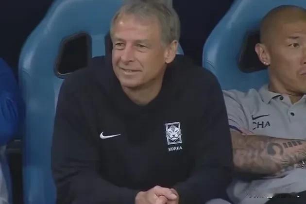 毫无公平竞赛精神可言，这一点韩国男足真不如国足，韩国男足绝对是踢的假球，亚洲杯小