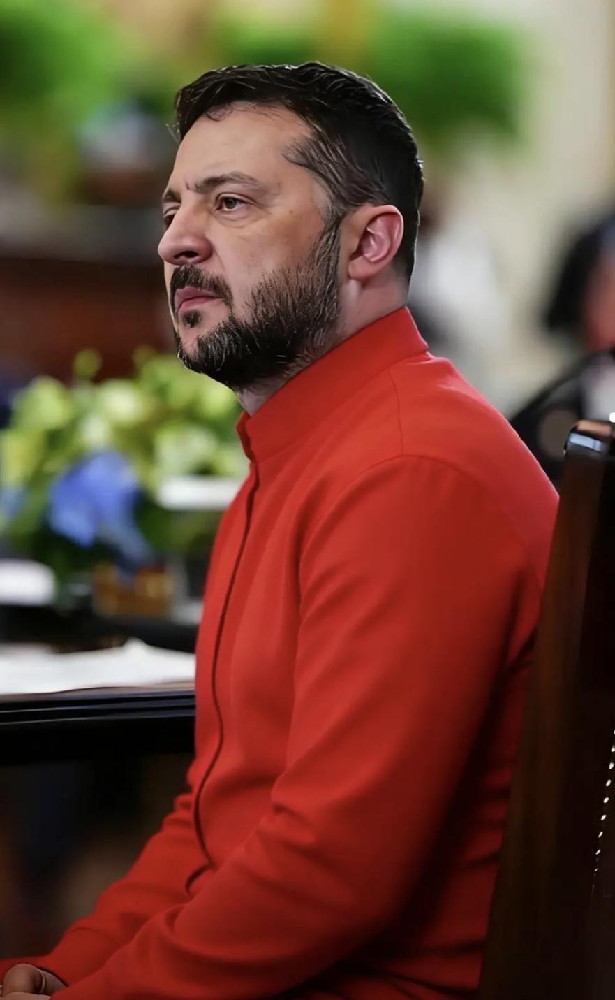 家人们，俄乌战场这戏码真是越来越抓马，又爆出超级大猛料，保准惊掉你们下巴！12月