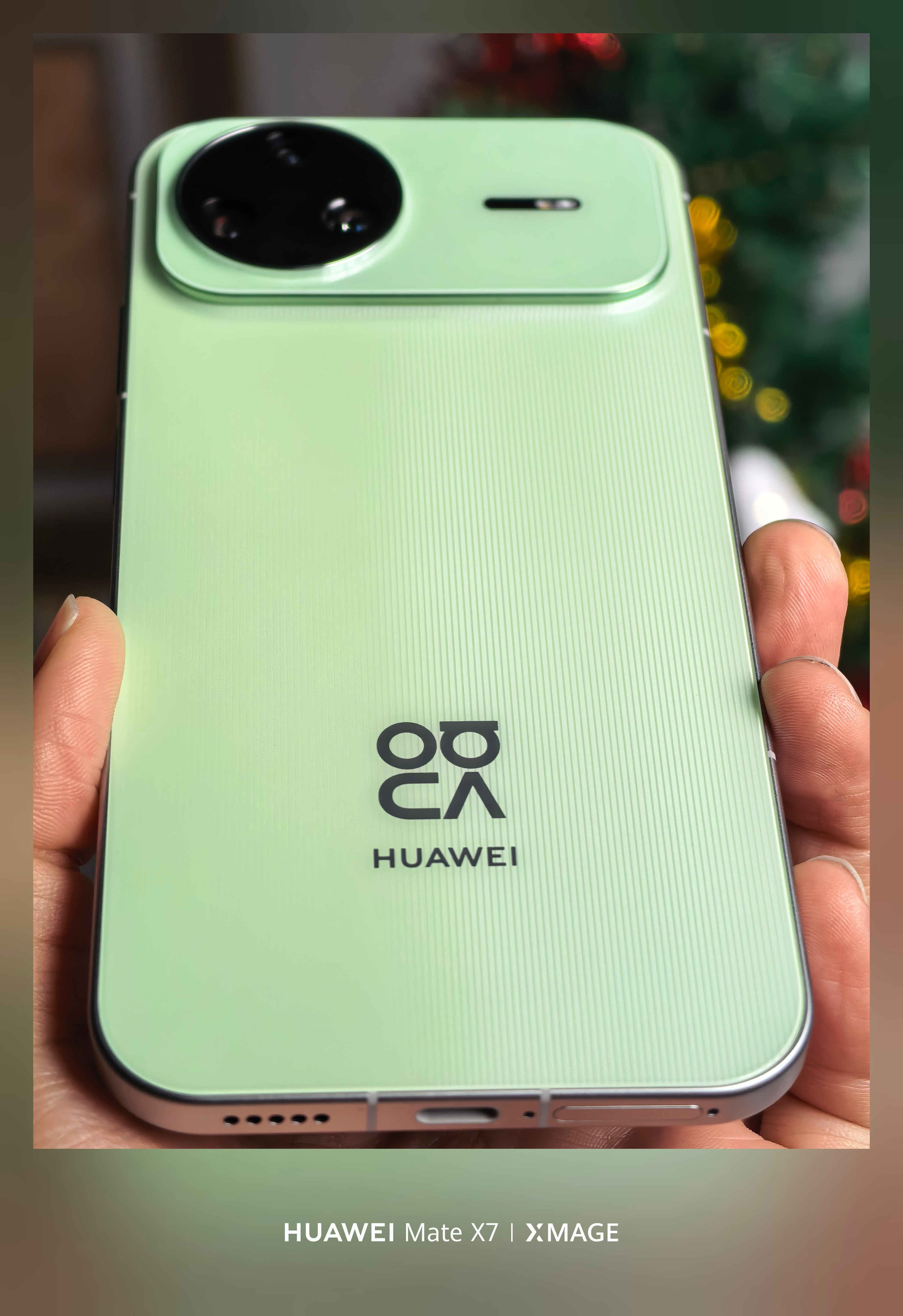 绿色🟢的nova 15还是挺好看，清新！前后双红枫，自拍效果也不错！小姐姐好喜