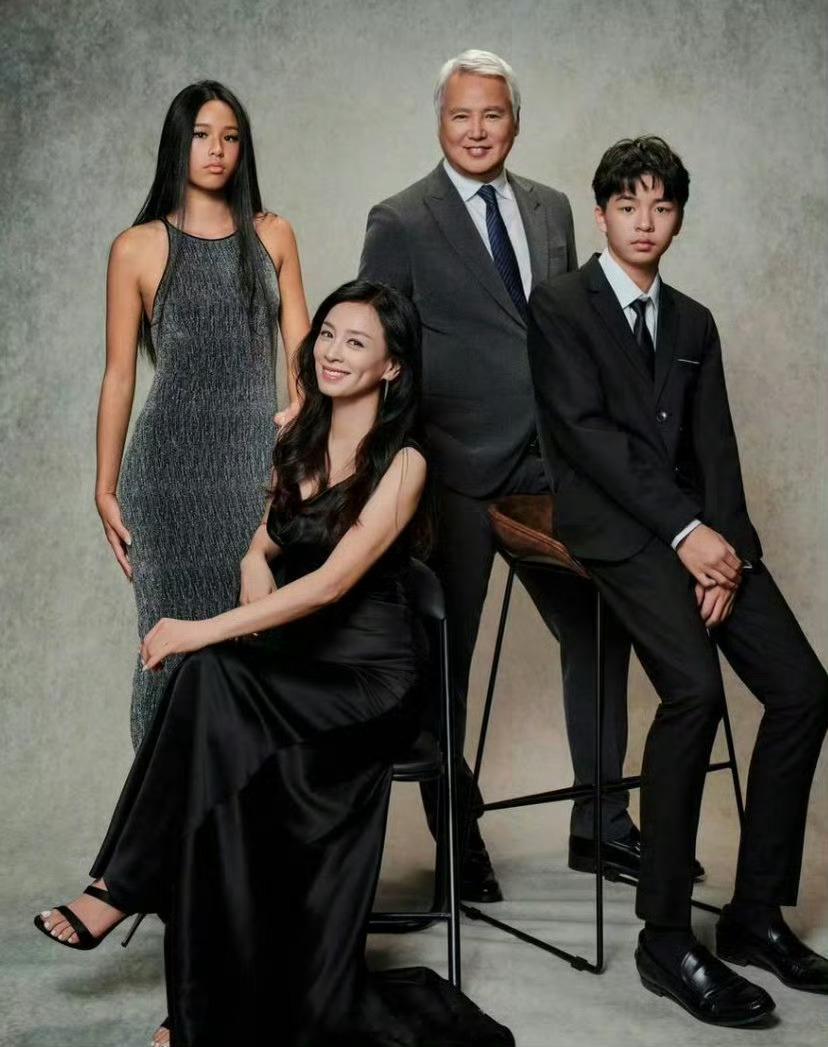 张庭儿子女儿颜值这种传销头子，怎么还没被封杀？这不比劣迹艺人的危害大多了？内娱不