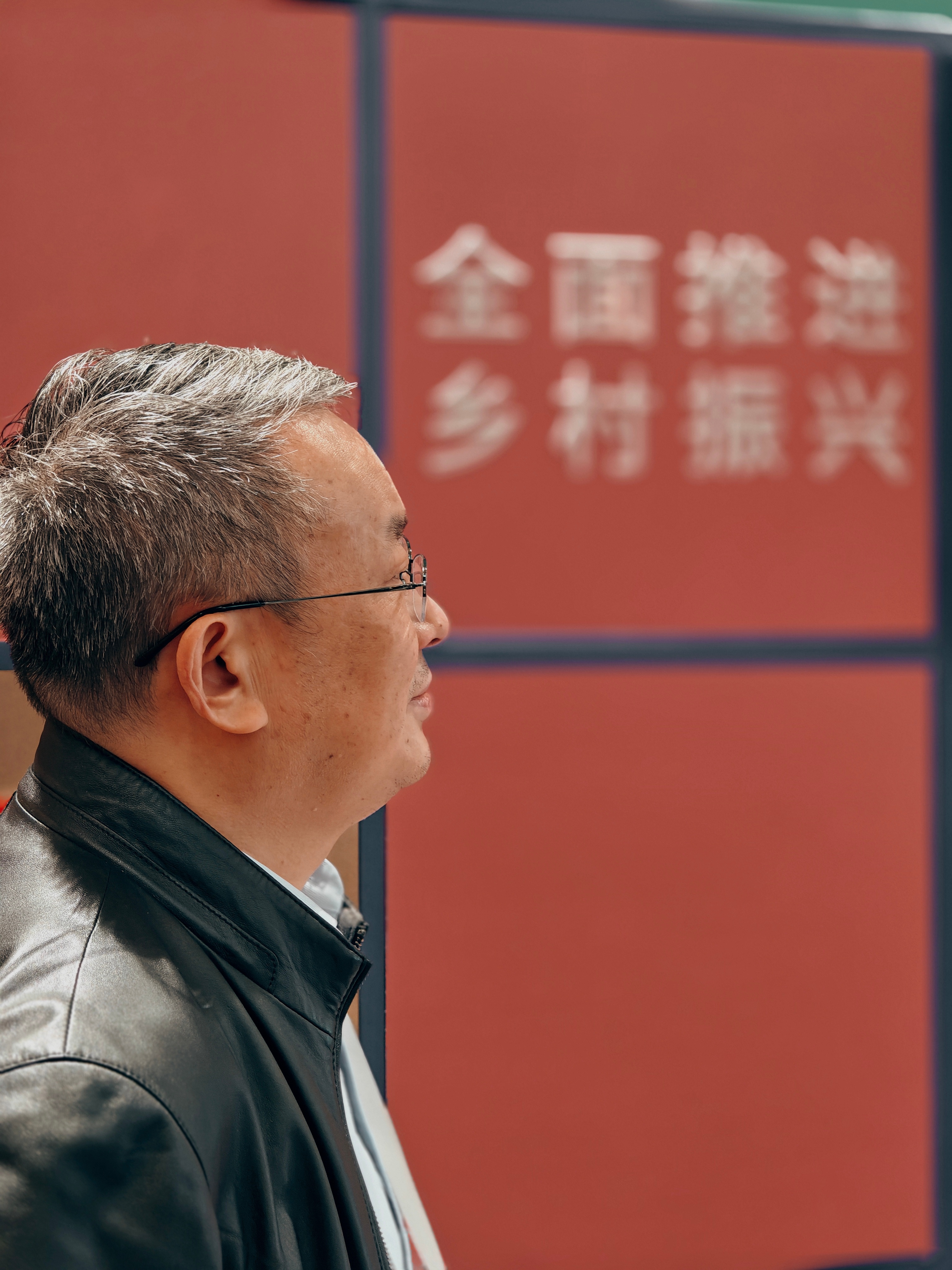 我是相信中国科技实力已经超过美国了，我讲这个绝不是为了什么流量，也不是感情，而是