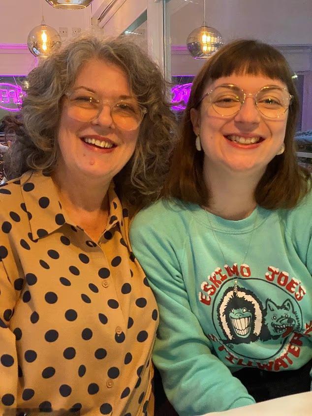 以身试法

一位英国老奶奶持有效签证却被美国移民及海关执法局（ICE）拘留六周，