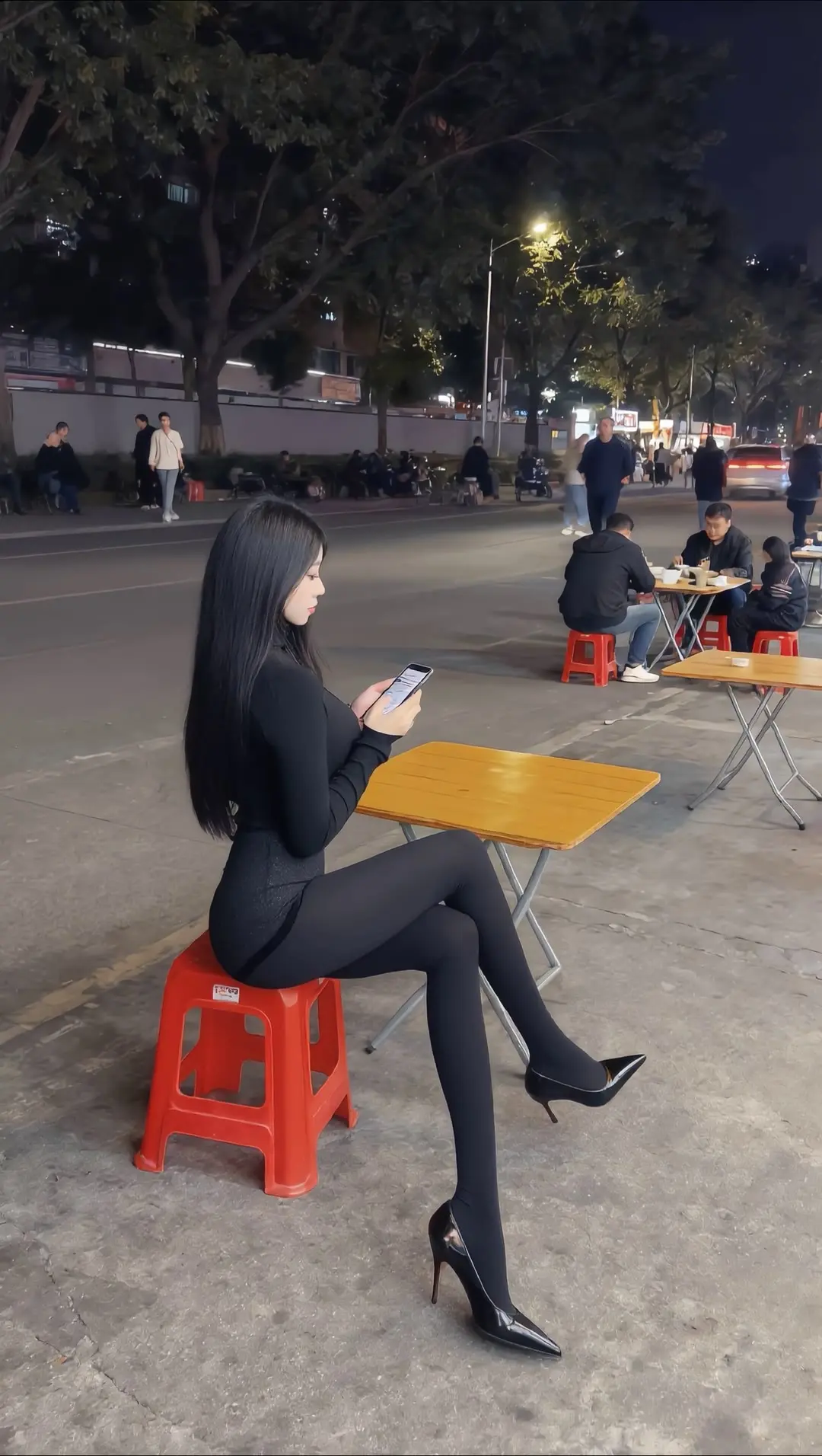 健身也要节奏感 好身材就要不断的雕 身材你品你细细的品 抖出新姿势