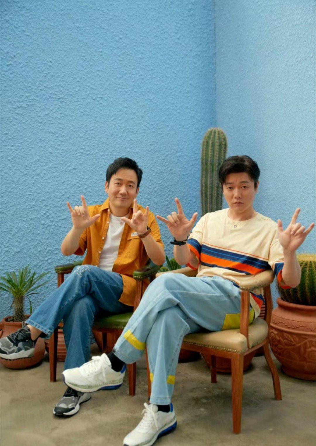 筷子兄弟演唱会官宣 筷子兄弟演唱会来啦！从经典金曲到魔性舞台，这俩承包了太多快乐