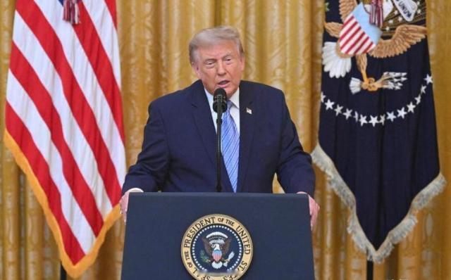 罕见改口！美国终于低头示好中国，特朗普公开承认，中国和以前完全不一样了 
 
风