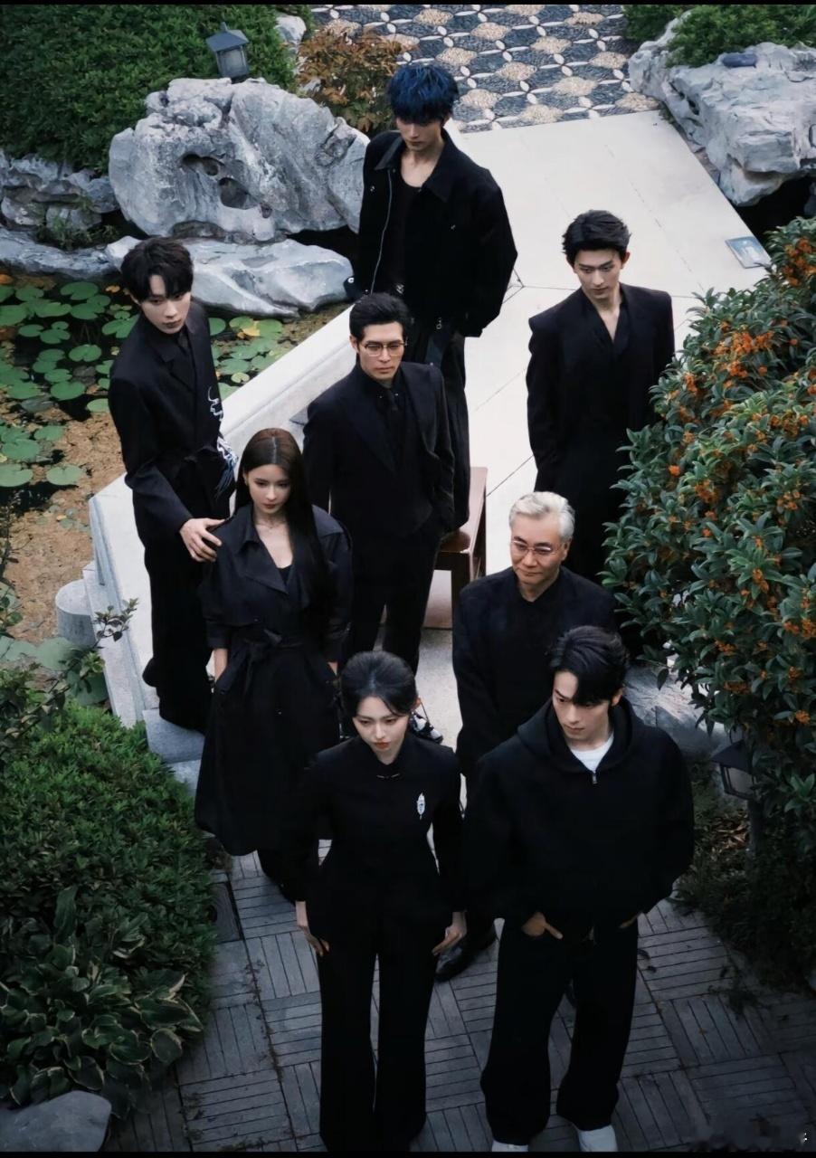 面对太奶4无法保持苹果肌扁平谁懂啊家人们！太奶4一官宣我苹果肌就没平过，前三季追