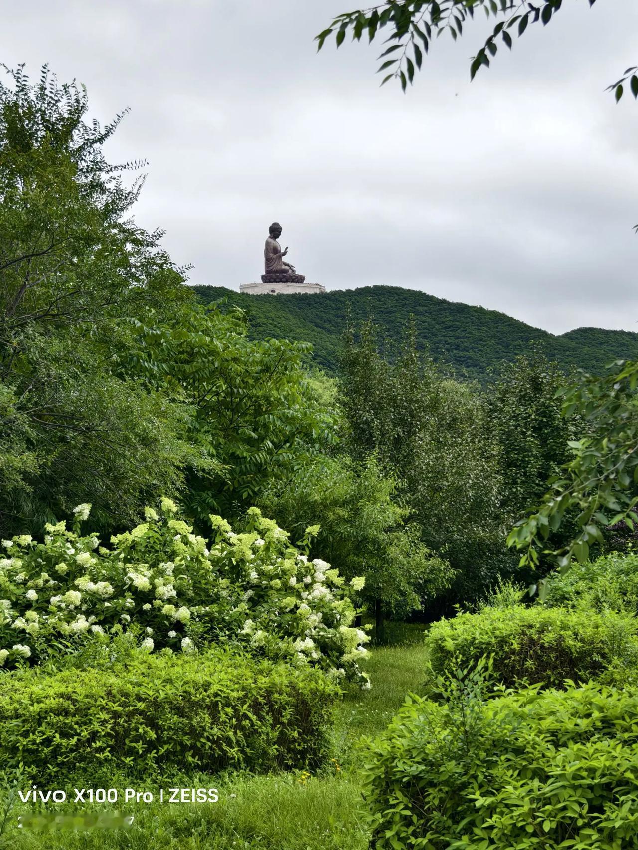 一路山色，随手拍一张风景照吉林敦化六鼎山景区