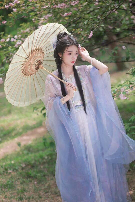 499全包客片营业|“落花时节又逢君”