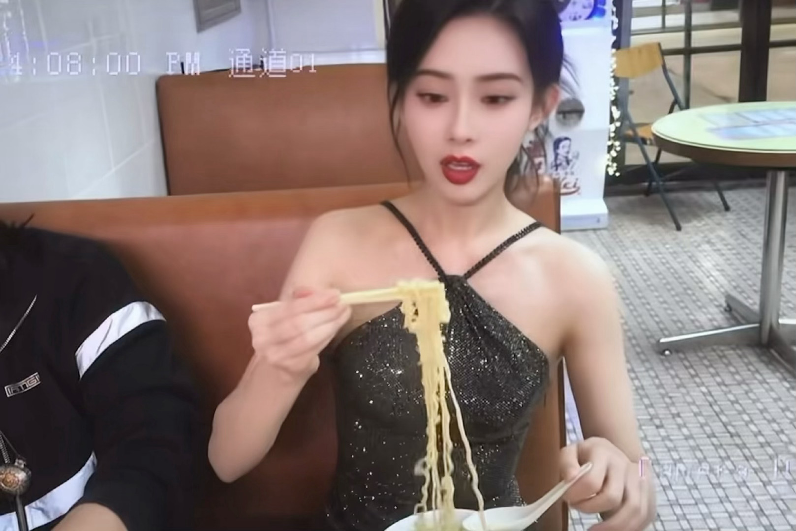请挑选你的郝念 