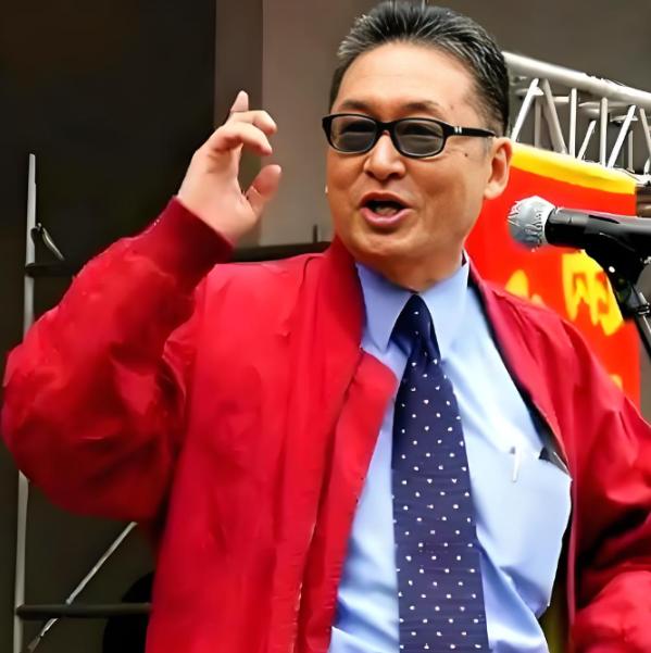 李敖一辈子言辞犀利、敢说敢骂，可谈及自家生母的往事，一句话直击人心、引人深思：母