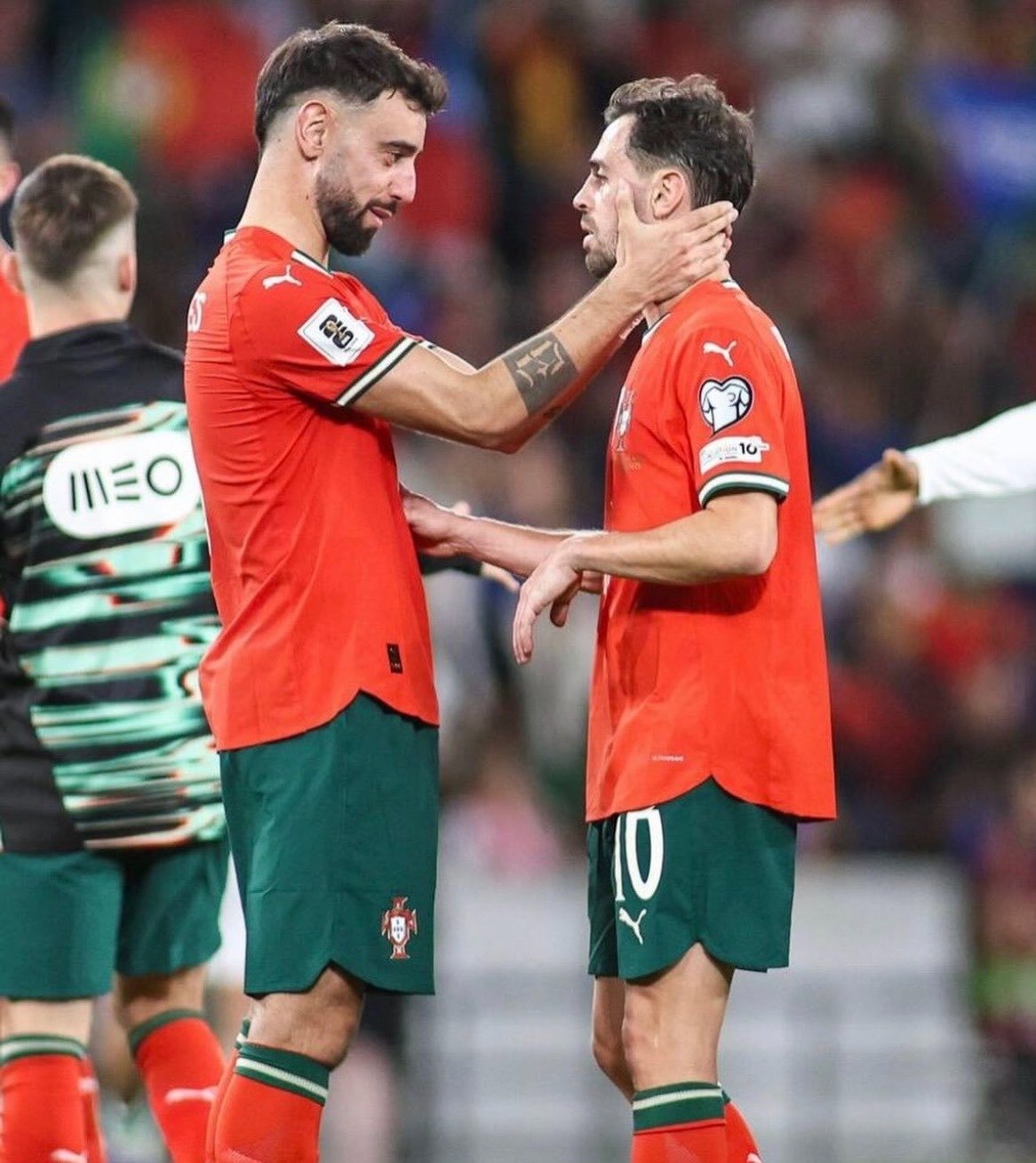 如果英超年度最佳球员是在伯纳多·席尔瓦和布鲁诺·费尔南德斯之间产生，会把票投给谁