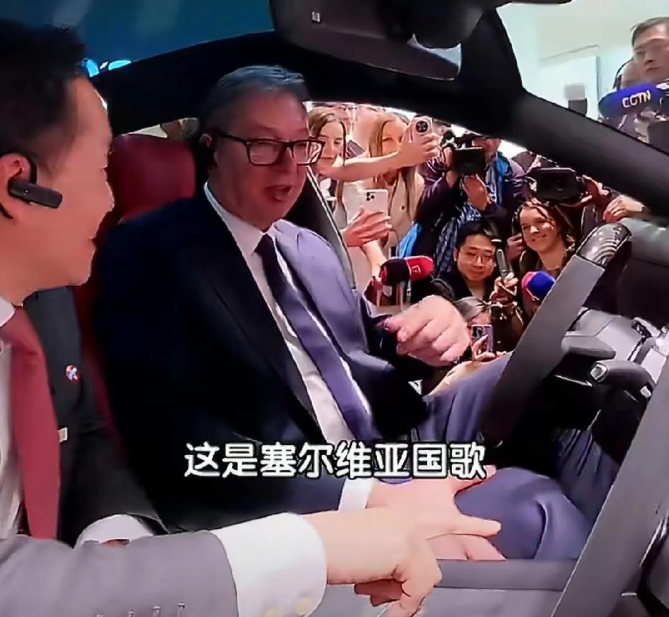 武哥体验米车，大赞很好看，最后一句“买不起”，折射出国产车在欧洲市场的现状，就如