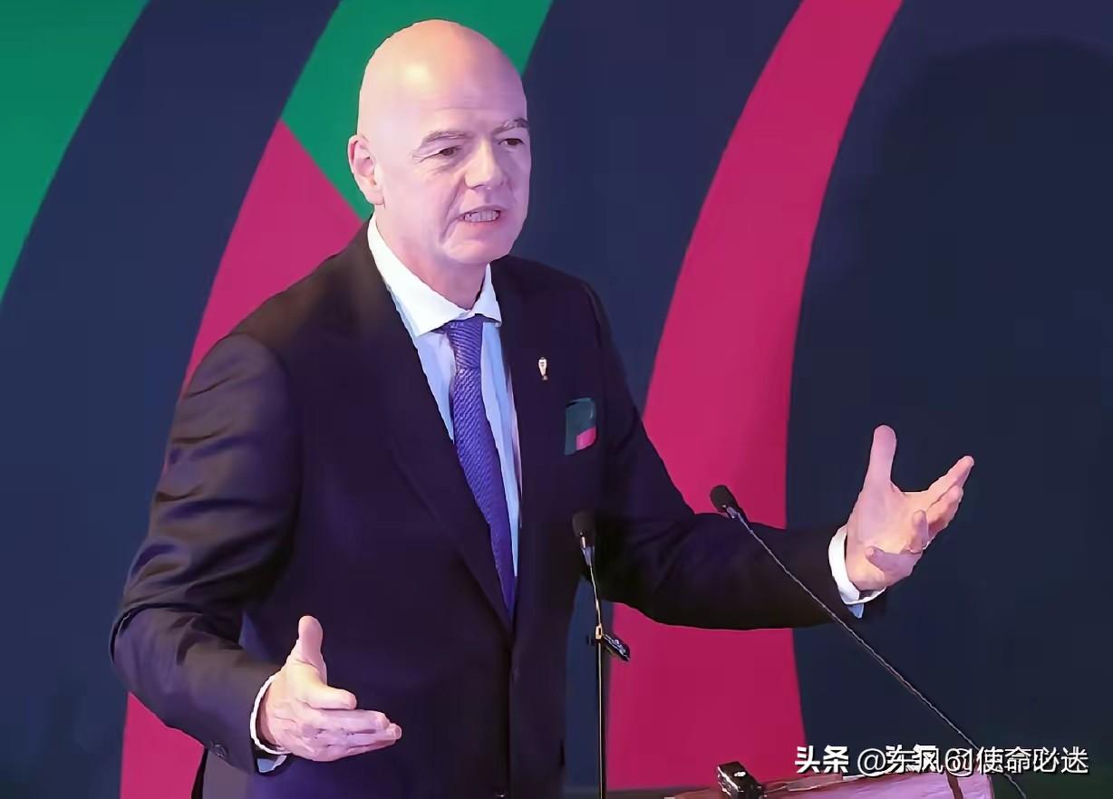 国际足联主席尴尬了！
世界杯再过两天就开幕了，结果出了个天大的笑话——伊朗队好歹