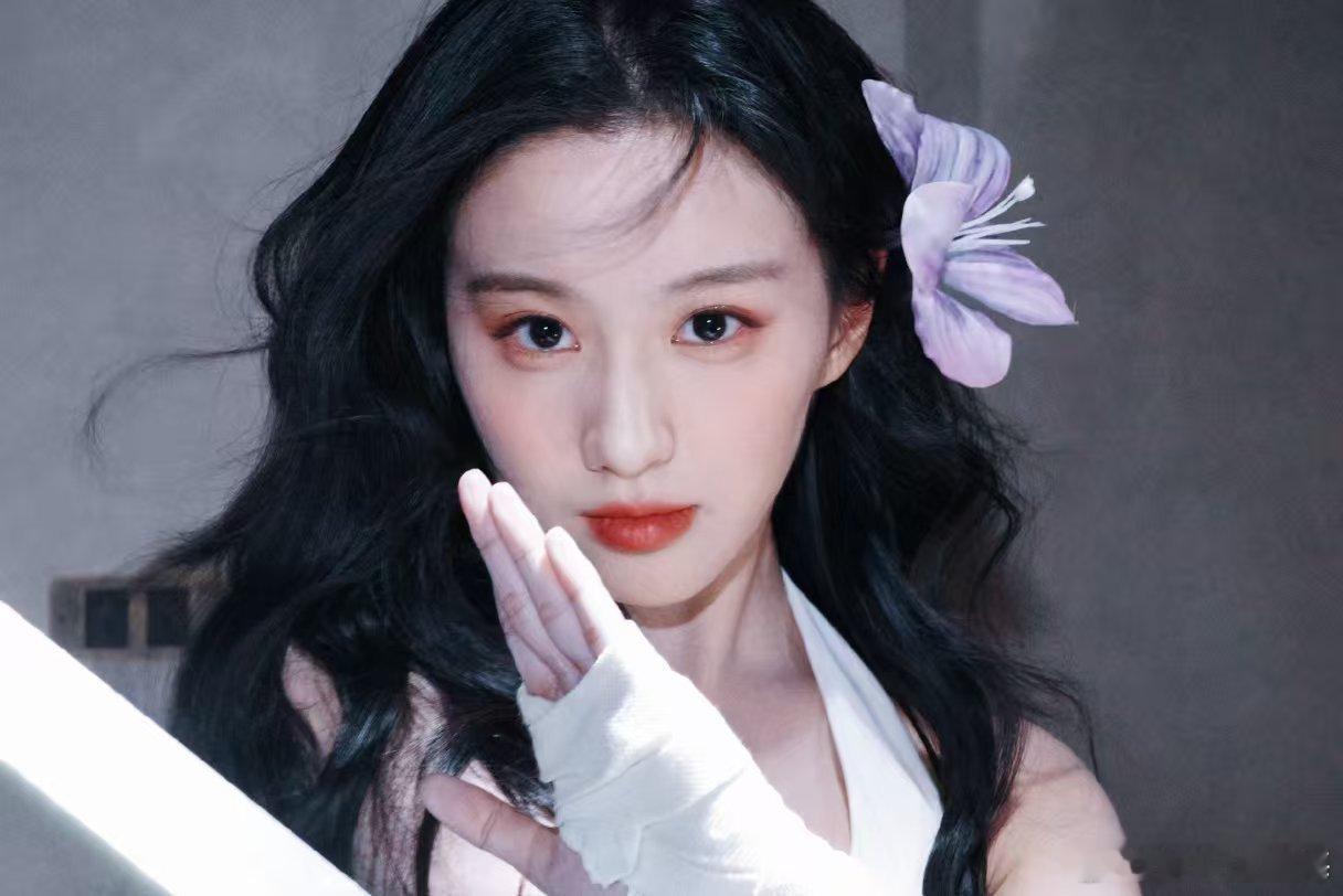 包上恩演技 看江湖 get 到了包上恩！好喜欢她演的蔡昭！你们懂萌妹扛大刀的感觉