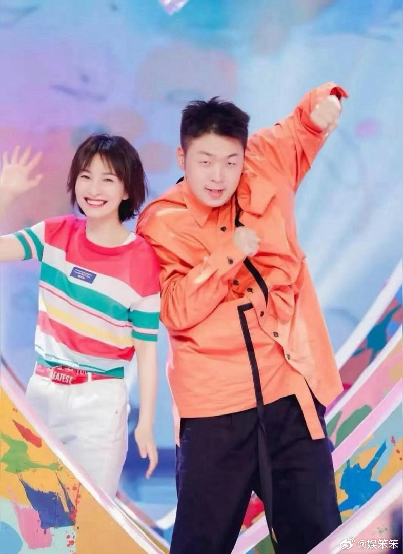 杜海涛拿冠军也得当小弟今夜喜友秀 吴昕脱口秀太敢说！聊起杜海涛拿冠军，一句“还不