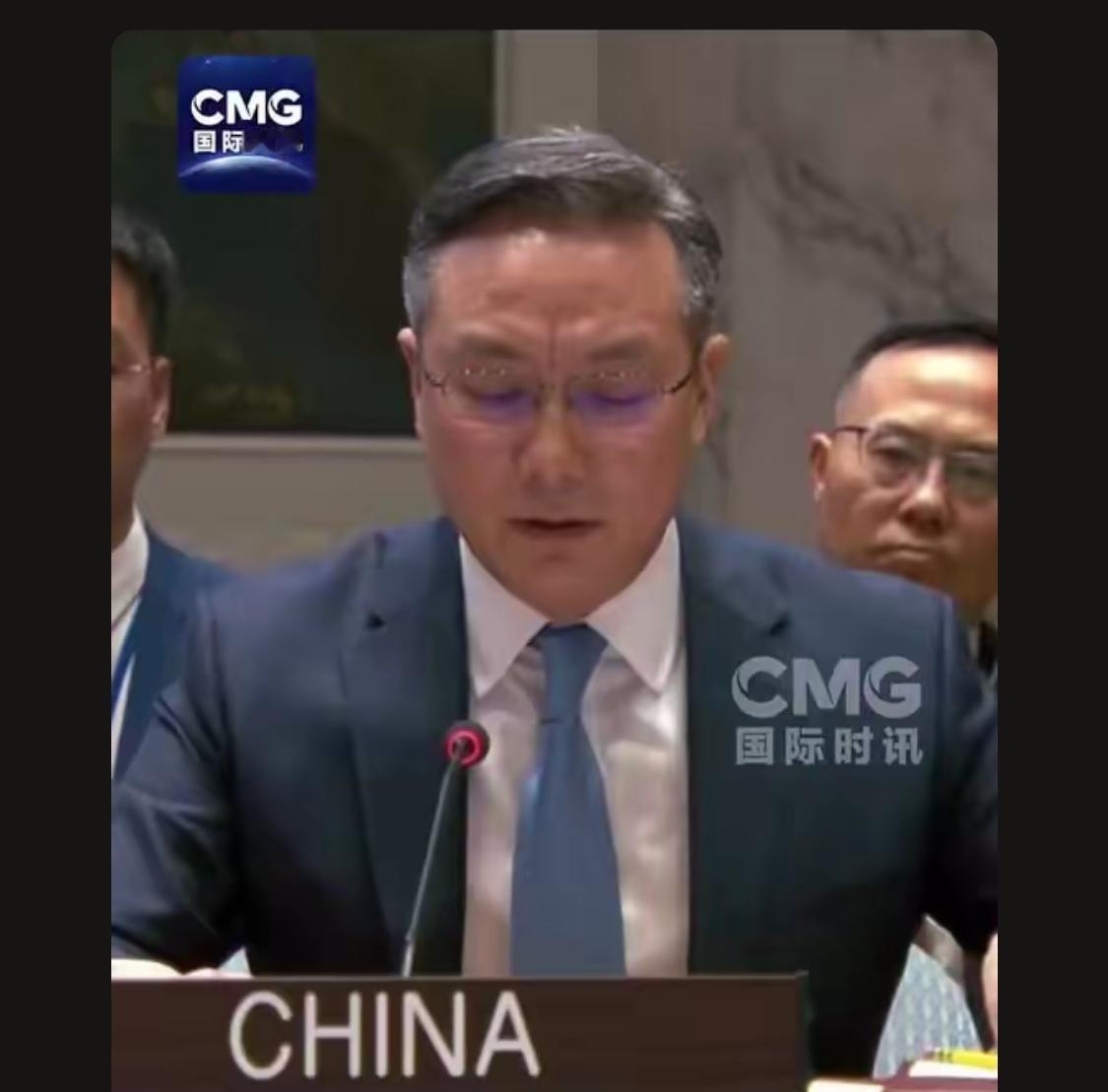 美国的代表心理素质真的可以，睁眼说瞎话可不是谁都能做到脸不红心不跳的

俄罗斯应