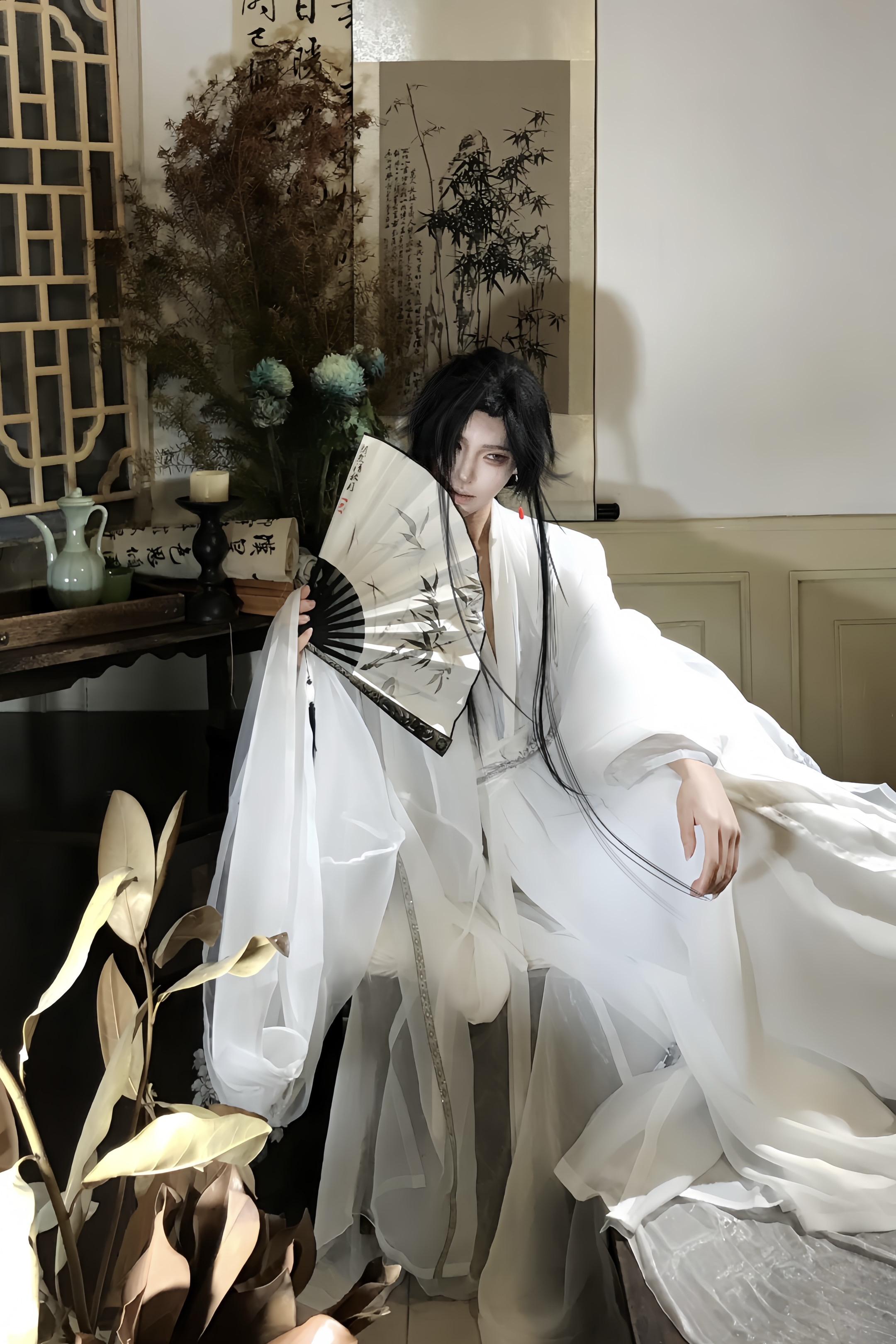 轻解罗裳 独上兰舟…