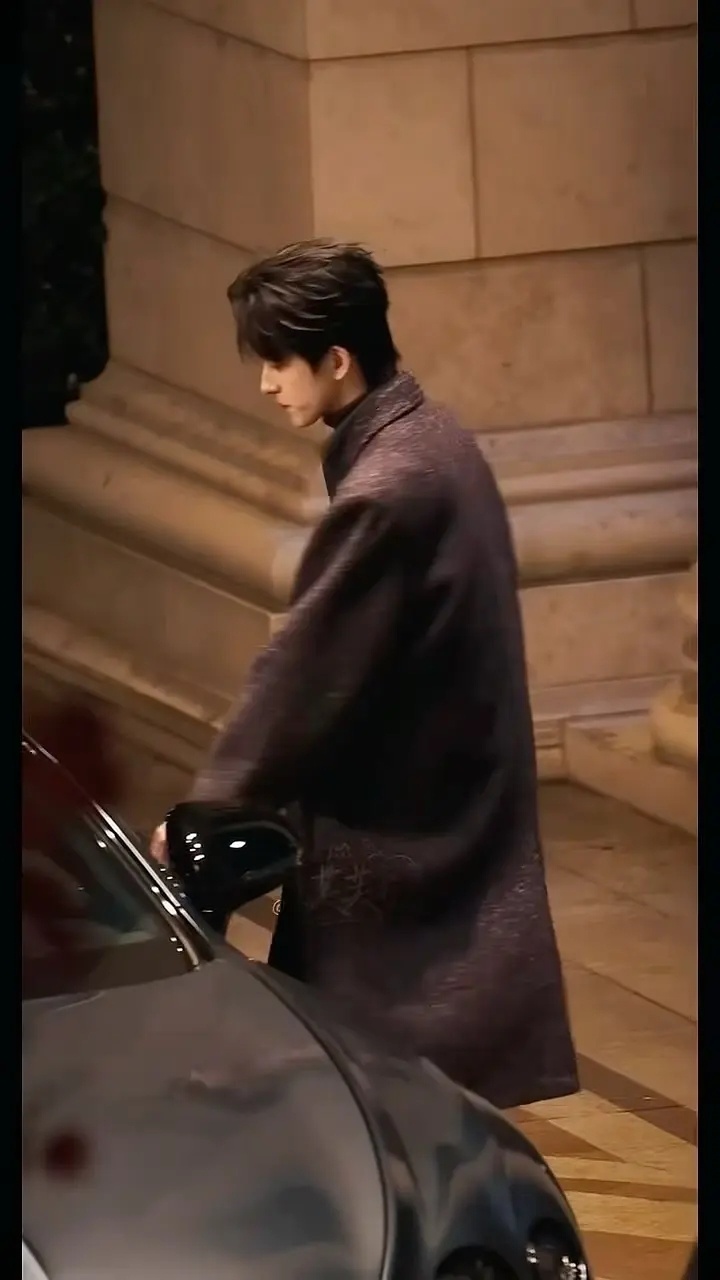 敖瑞鹏今日不二之臣岑森路透来了 