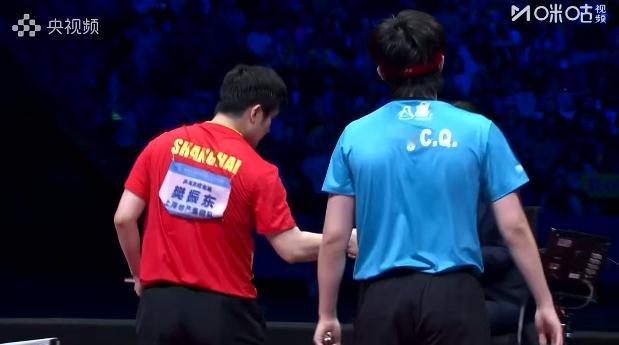 真是没办法。这局王楚钦打的不是不好，是樊振东给的压力太大了，当扳平的机会真正来临