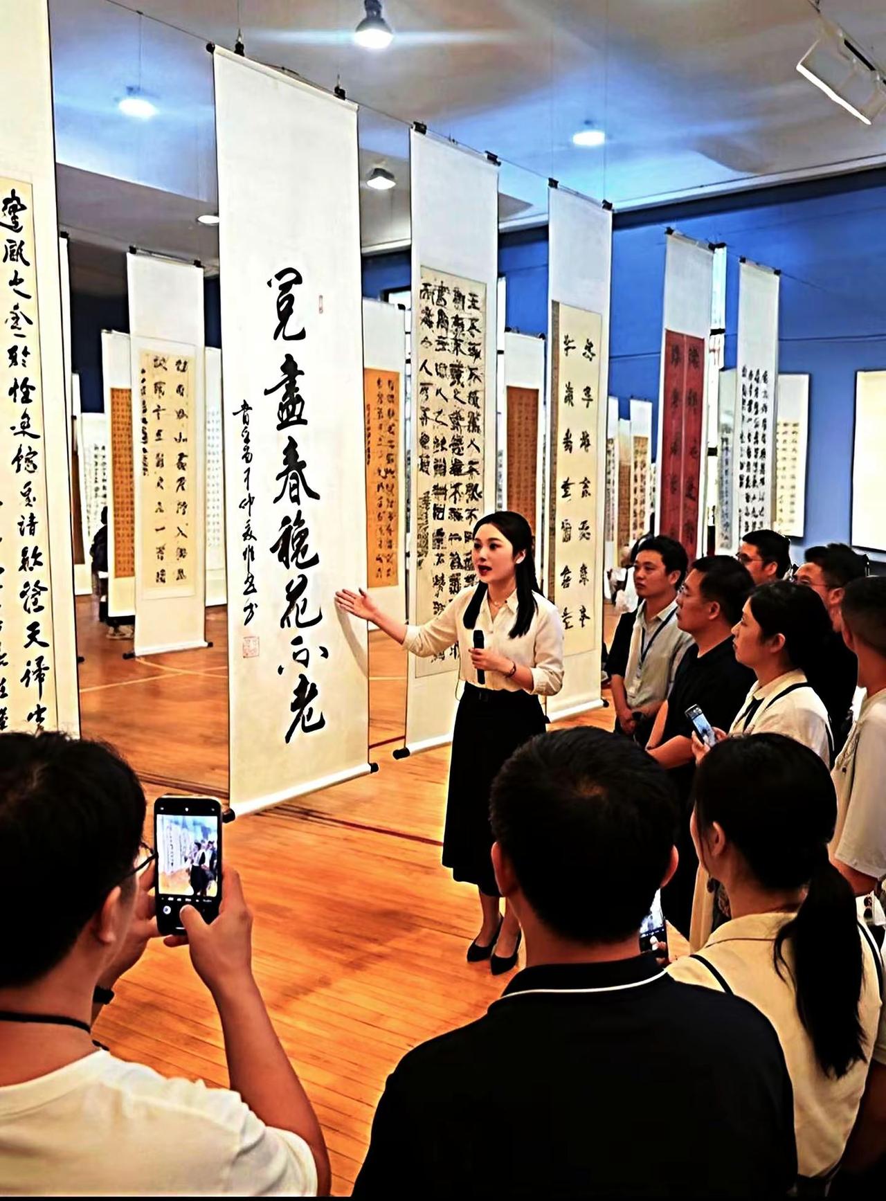 书法是文化自信重要来源 书法特色展 书法展示现场