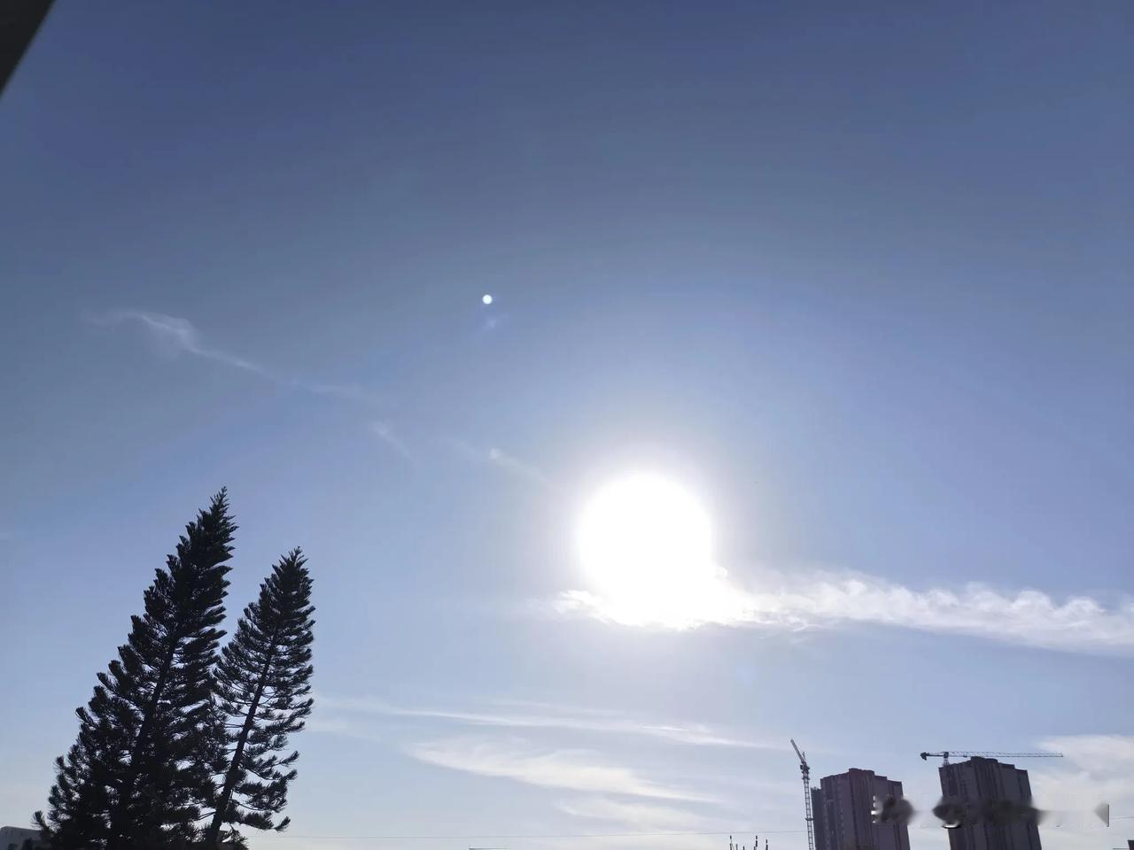 广东持续晴朗干燥，气温回升，昼夜温差大，早晚清凉！

8～10日，广东大部晴朗干