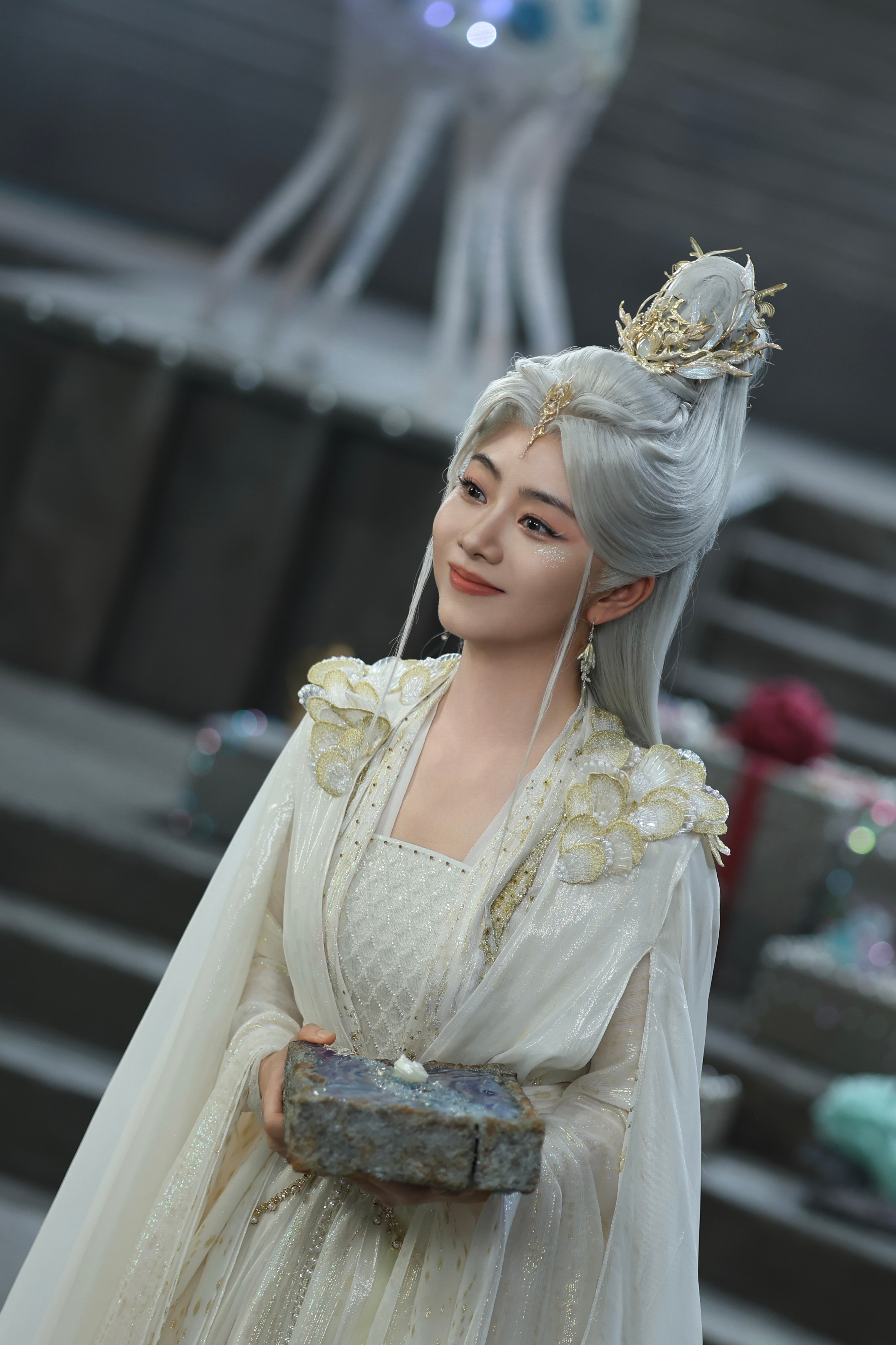 谭松韵 💪🏻 谭松韵肖瑶 龙主哪能是白叫的，努力平衡人妖两界的肖瑶有亿点点迷