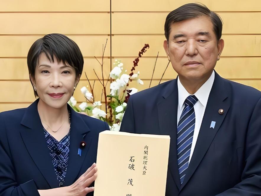 石破茂得知高市早苗大胜后，他已经预感到了日本的结局，前首相石破茂却选择在此时给高