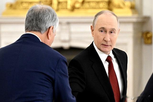 俄罗斯寡头集体上书普京，希望普京能对他们手下留情！只可惜他们搞错了一点

来源: